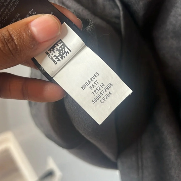 Men’s Gray The North Face Pull over Jacket with zipper Size small - Picture 5 of 5